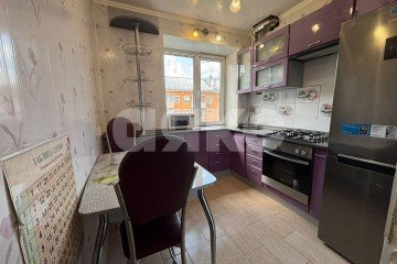 Фото №1: 3-комнатная квартира 41 м² - Тула, мкр. Зареченский территориальный округ, ул. Гагарина, 4А