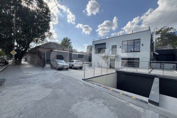 Фото №3: Коммерция 590 м² - Ростов-на-Дону, мкр. Нахичевань, ул. Мясникова, 31