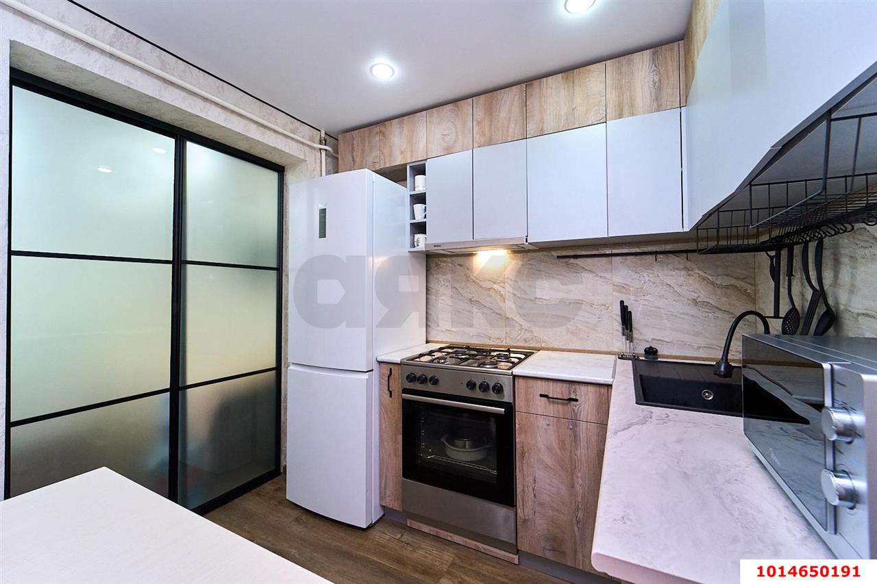 Фото №3: 3-комнатная квартира 42 м² - Краснодар, Гидростроителей, ул. имени Игнатова, 31