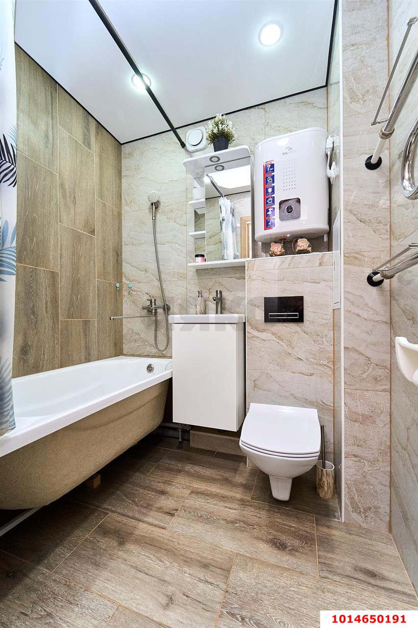 Фото №12: 3-комнатная квартира 42 м² - Краснодар, Карасунский внутригородской округ, мкр. Гидростроителей, ул. имени Игнатова, 31