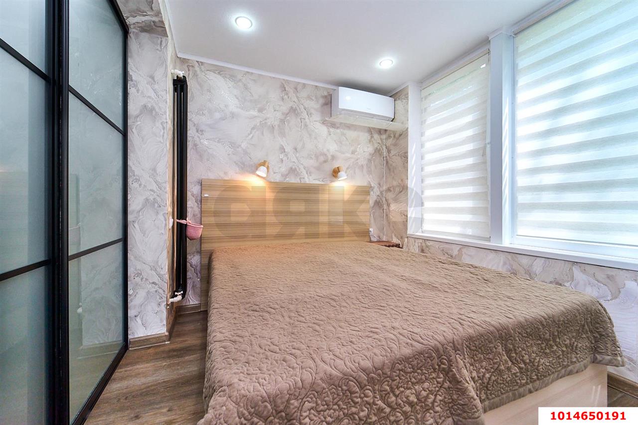 Фото №9: 3-комнатная квартира 42 м² - Краснодар, Карасунский внутригородской округ, мкр. Гидростроителей, ул. имени Игнатова, 31