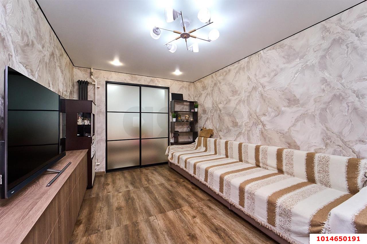 Фото №8: 3-комнатная квартира 42 м² - Краснодар, Гидростроителей, ул. имени Игнатова, 31