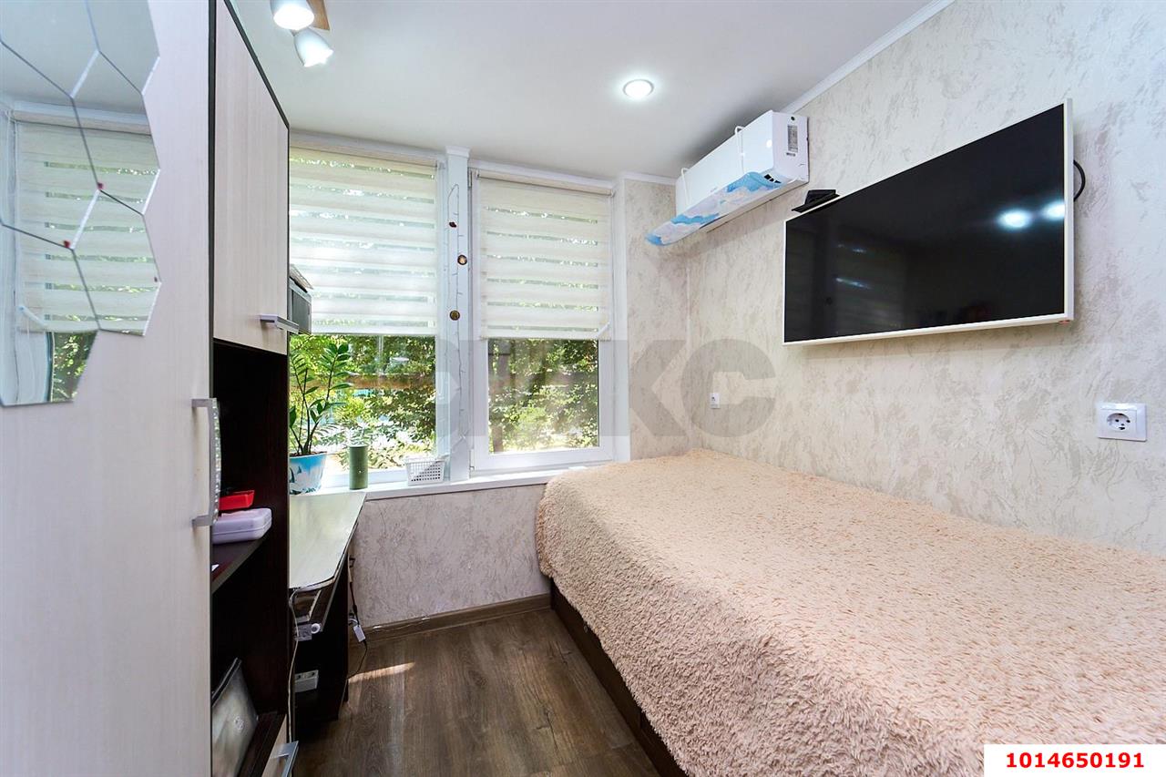 Фото №11: 3-комнатная квартира 42 м² - Краснодар, Гидростроителей, ул. имени Игнатова, 31