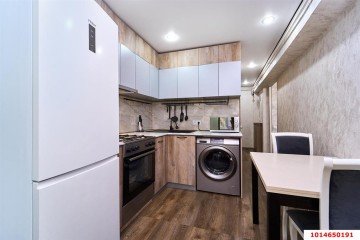 Фото №1: 3-комнатная квартира 42 м² - Краснодар, мкр. Гидростроителей, ул. имени Игнатова, 31