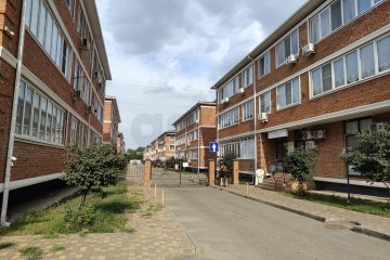 Фото №1: 1-комнатная квартира 49 м² - Краснодар, мкр. ЖК Арбатский, ул. Цезаря Куникова, 18лит6