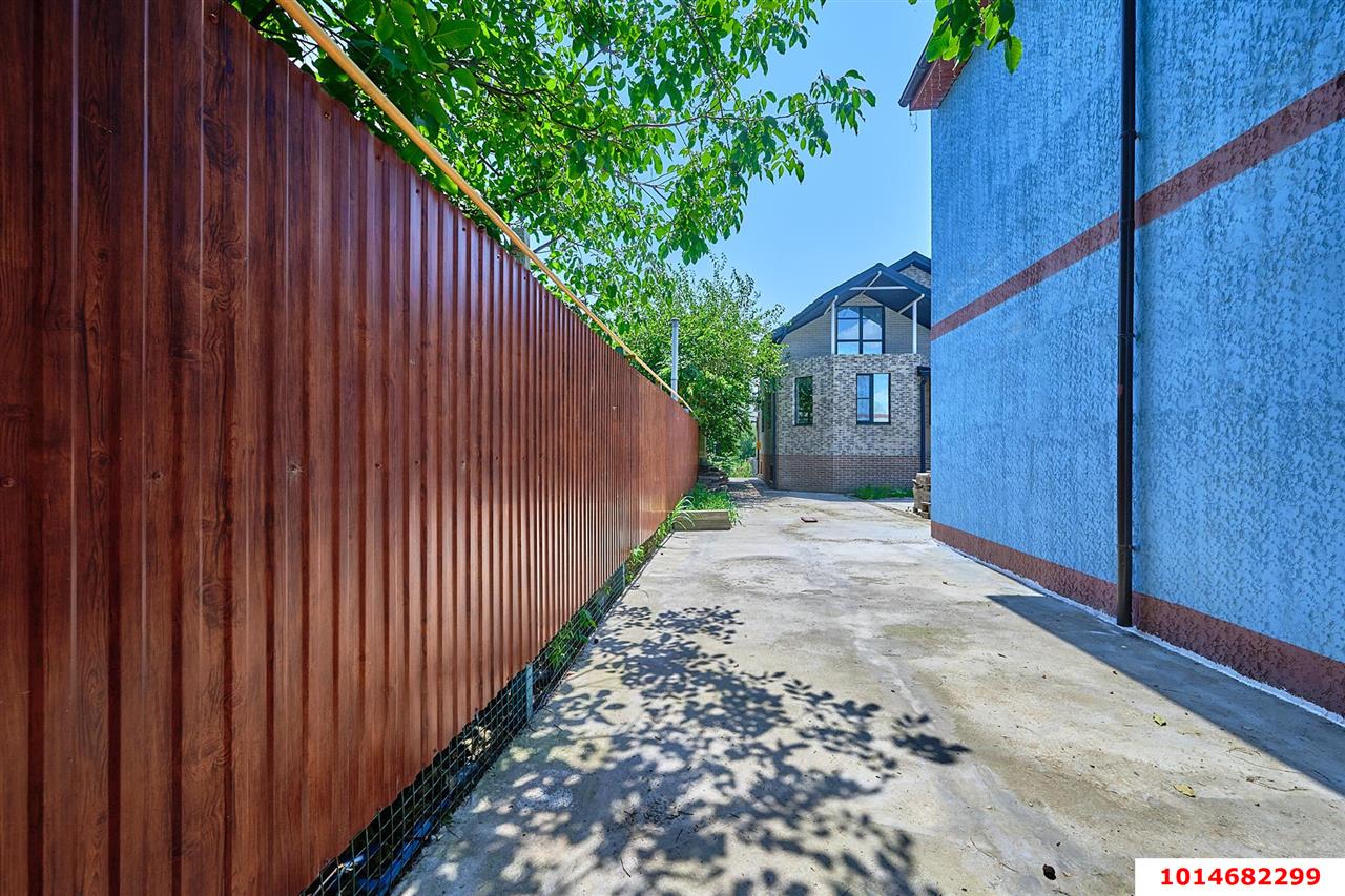 Фото №15: Дом 230 м² + 14 сот. - Новотитаровская, ул. 8 Марта, 23/5