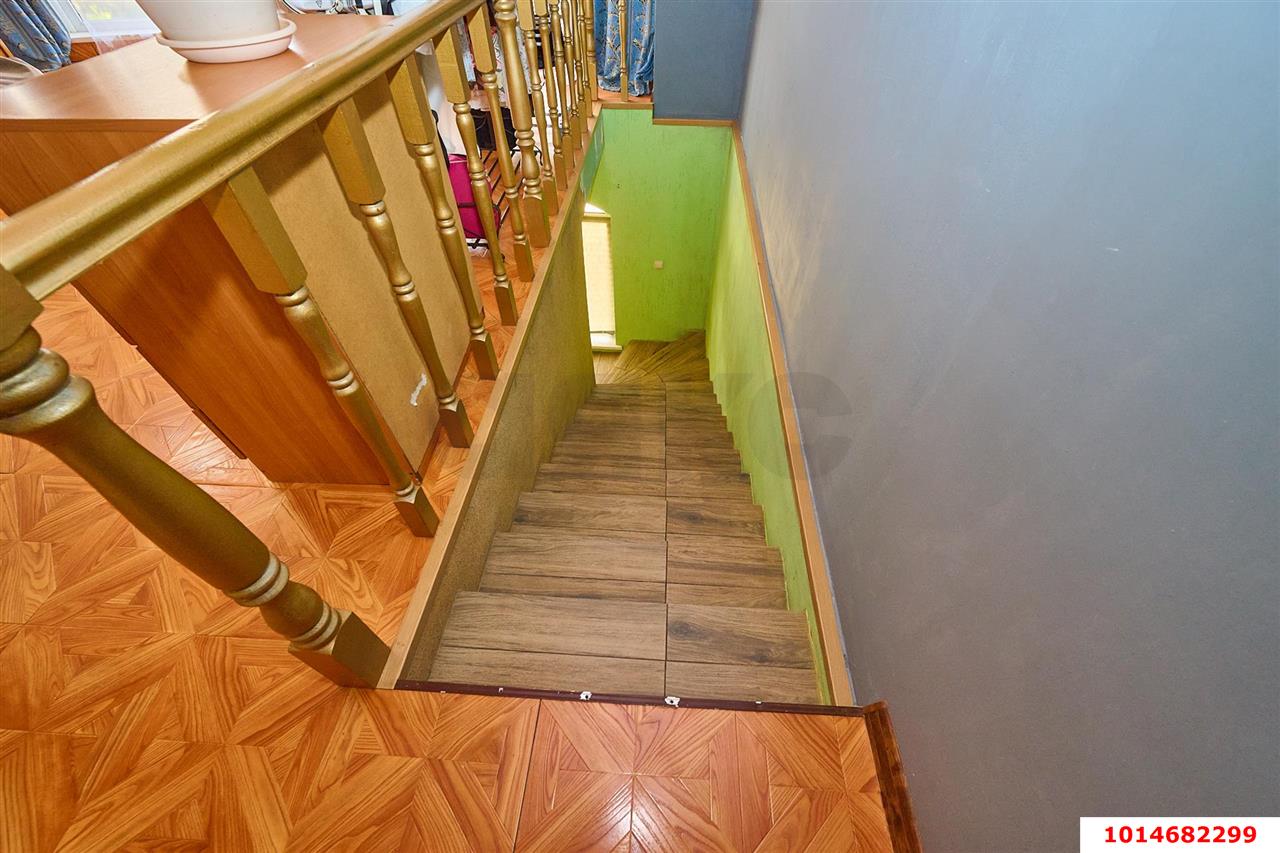 Фото №6: Дом 230 м² + 7 сот. - Новотитаровская, ул. 8 Марта, 23/5