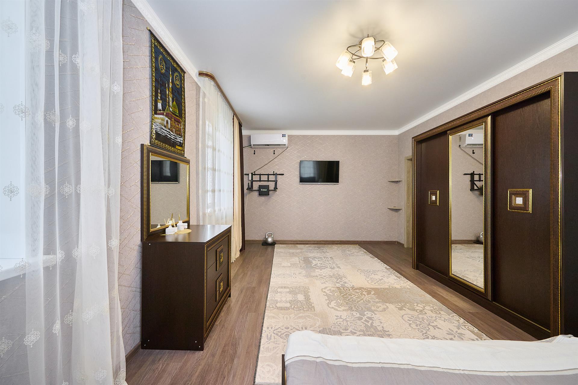 Фото №43: Дом 213 м² + 7.45 сот. - Прикубанский, ул. Комсомольская, 4