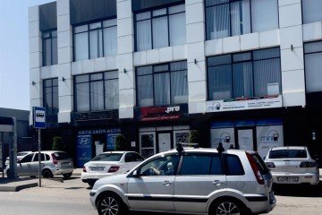 Фото №1: Торговое помещение 84 м² - Краснодар, мкр. Завод Радиоизмерительных Приборов, ул. Ростовское шоссе, 52/1