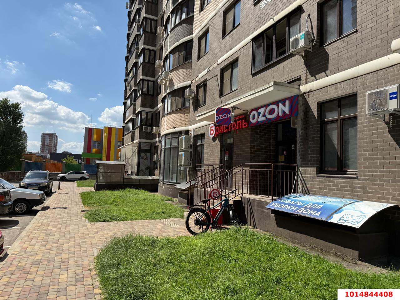 Фото №5: Торговое помещение 84 м² - Краснодар, жилой комплекс Победа-2, ул. Цезаря Куникова, 35