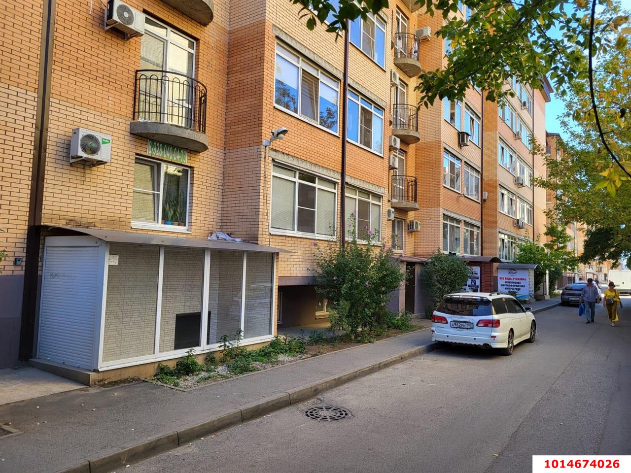 Фото №2: Торговое помещение 92 м² - Краснодар, Музыкальный, ул. имени Сергея Есенина, 129/7