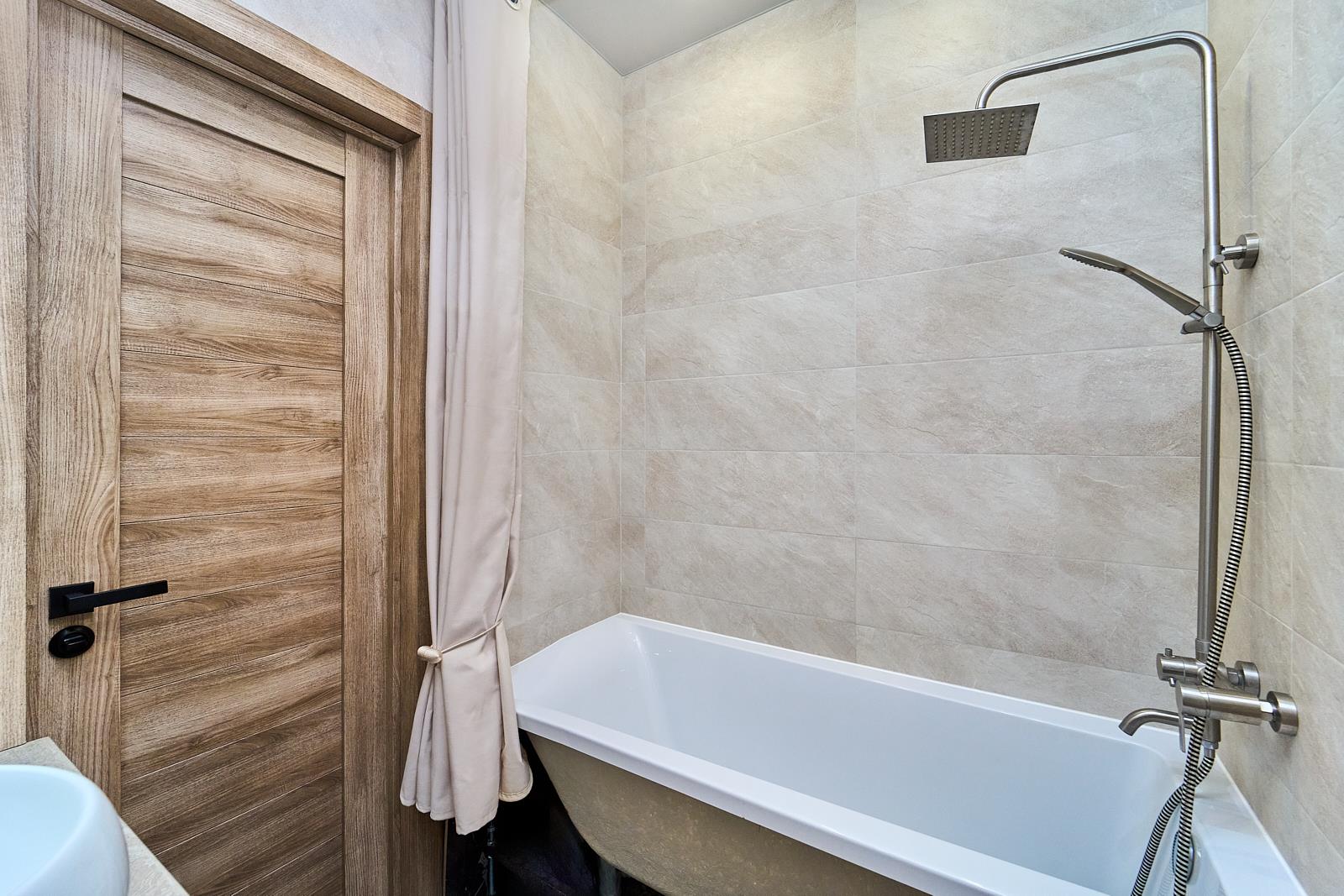 Фото №14: 1-комнатная квартира 43 м² - Краснодар, Прикубанский внутригородской округ, Молодёжный, мкр. жилой комплекс Абрикос, ул. 5-я Дорожная, 68к2