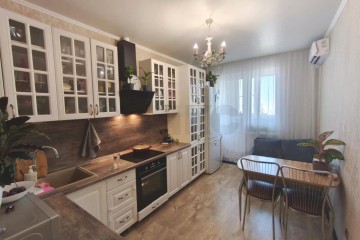 Фото №1: 1-комнатная квартира 46 м² - Краснодар, мкр. имени Петра Метальникова, ул. Петра Метальникова, 5к2