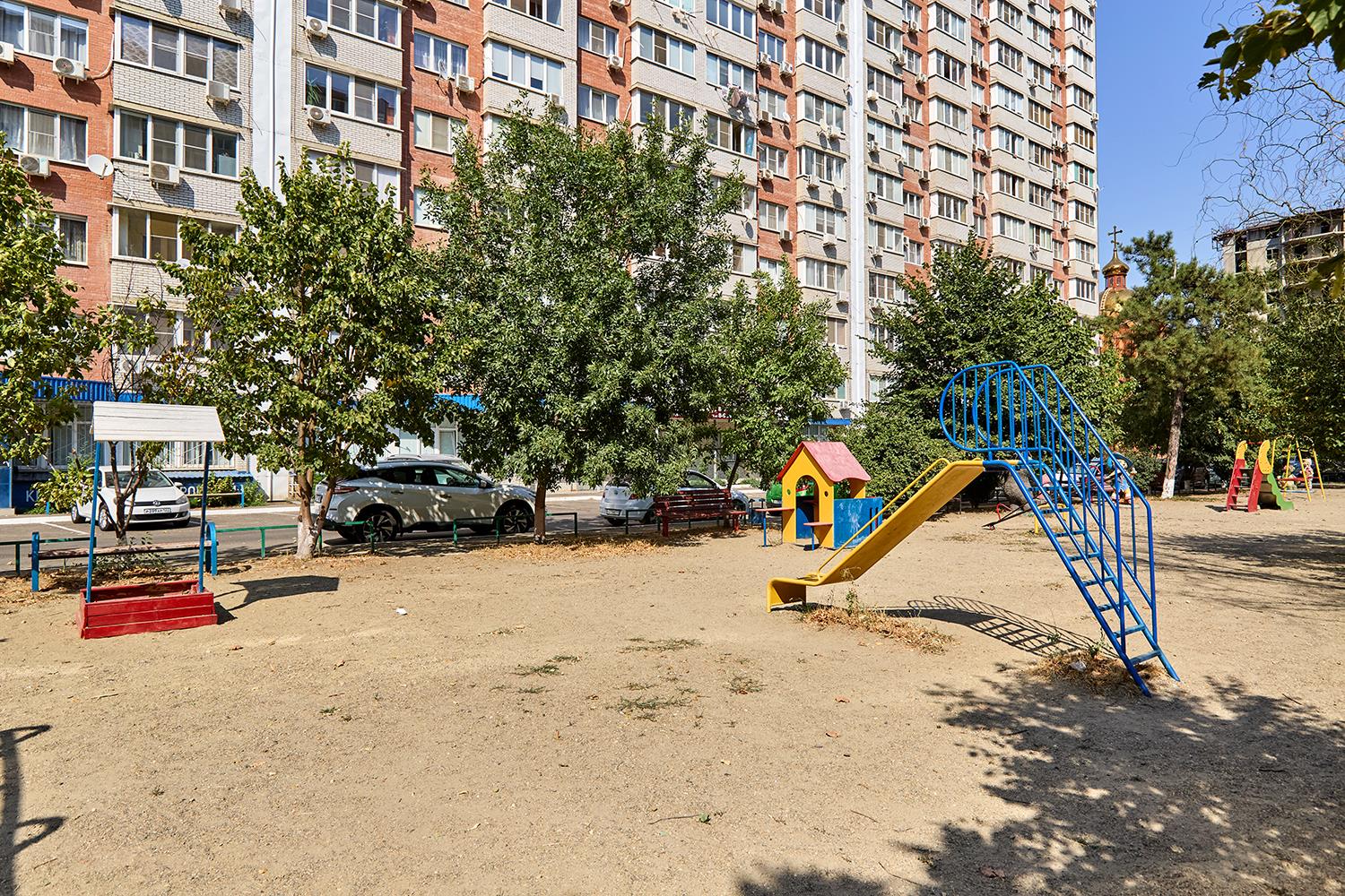 Фото №12: 1-комнатная квартира 50 м² - Краснодар, ЖК Покровский, Центральный внутригородской округ, жилой комплекс Покровский, Покровка, мкр. Центральный, ул. Фабричная, 10