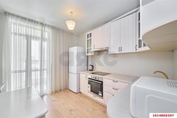 Фото №1: 1-комнатная квартира 38 м² - Краснодар, мкр. ЖК Большой, ул. Красная, 176лит1/1