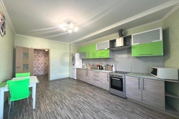 Фото №1: 1-комнатная квартира 63 м² - Краснодар, мкр. Центральный, ул. Кубанская Набережная, 31/1