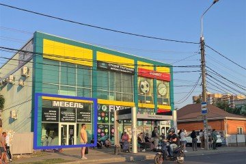 Фото №1: Торговое помещение 108 м² - Краснодар, мкр. Завод Радиоизмерительных Приборов, ул. Российская, 418