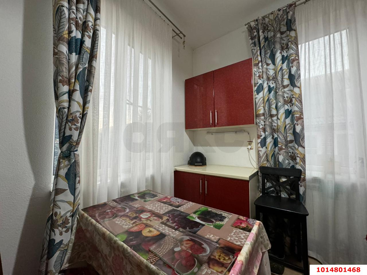 Фото №10: Дом 234 м² + 15.1 сот. - Новотитаровская, ул. Солнечная, 36
