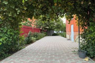 Фото №3: Дом 234 м² - Новотитаровская, ул. Солнечная, 36