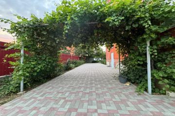 Фото №2: Дом 234 м² - Новотитаровская, ул. Солнечная, 36