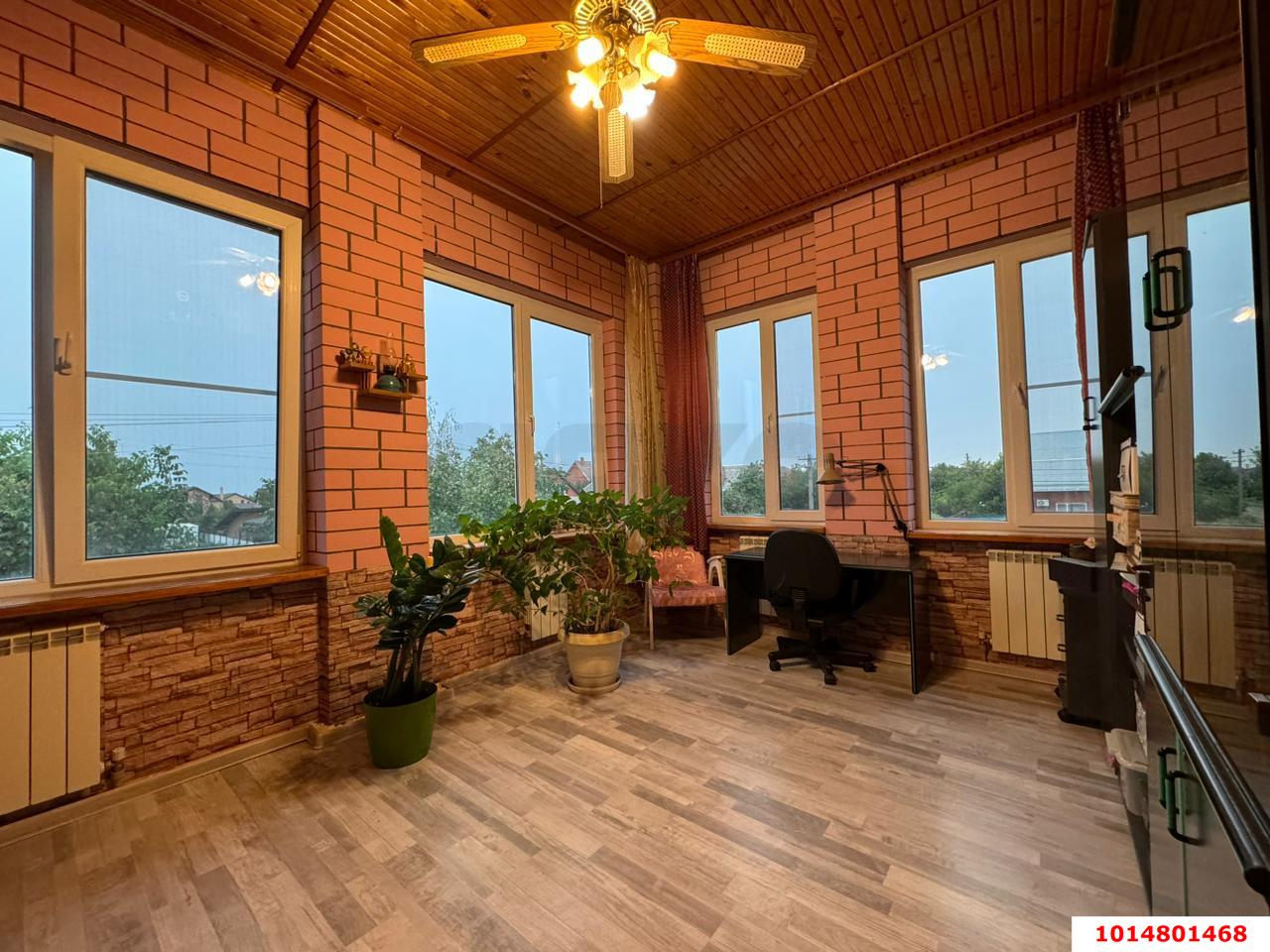 Фото №13: Дом 234 м² + 10 сот. - Новотитаровская, ул. Солнечная, 36