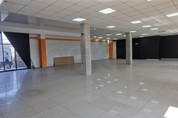 Фото №3: Торговое помещение 235 м² - Краснодар, мкр. Комсомольский, ул. Уральская, 212/7