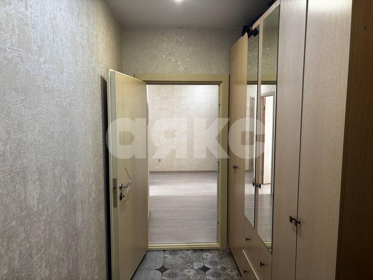 Фото №10: 2-комнатная квартира 71 м² - Волгоград, Ангарский, ул. Римского-Корсакова, 8