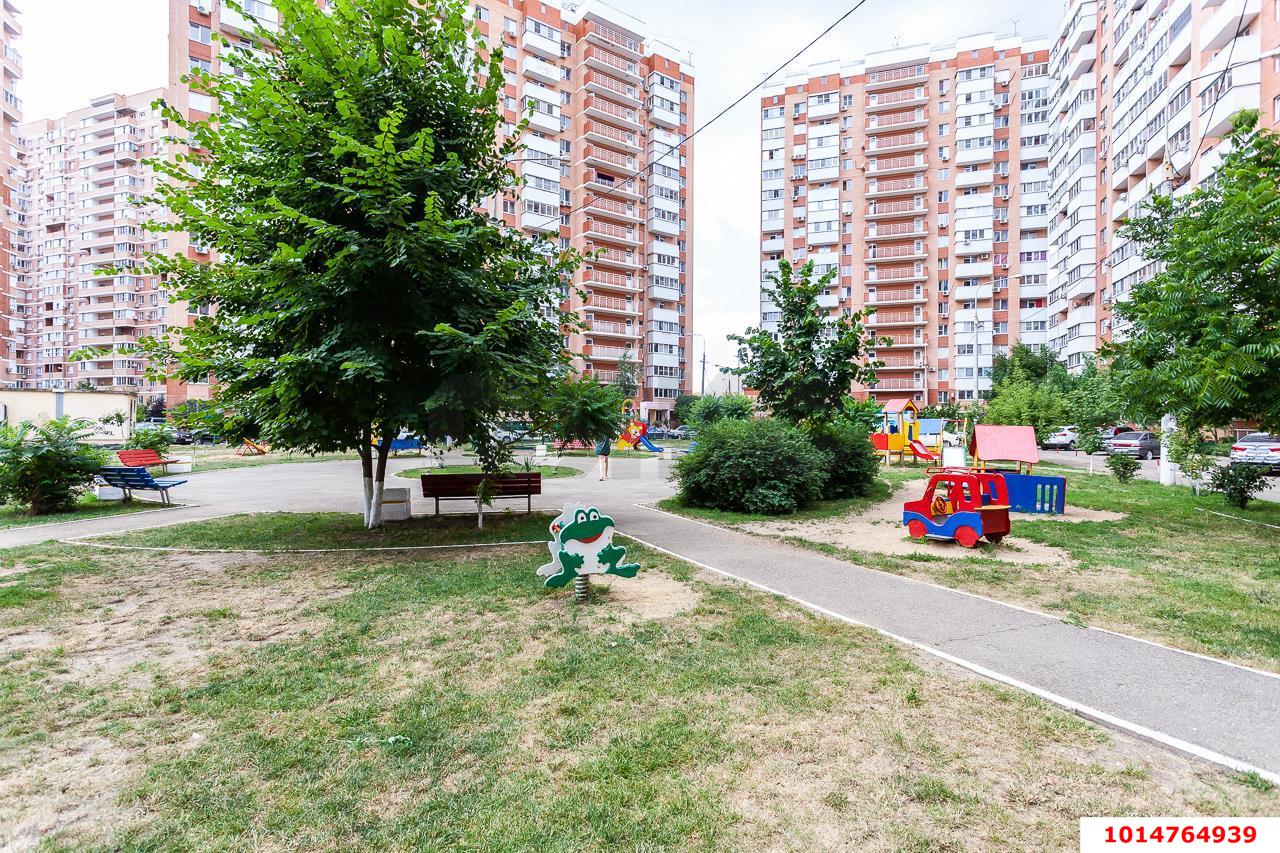 Фото №3: 3-комнатная квартира 71 м² - Краснодар, Военный городок № 109, ул. Кореновская, 61