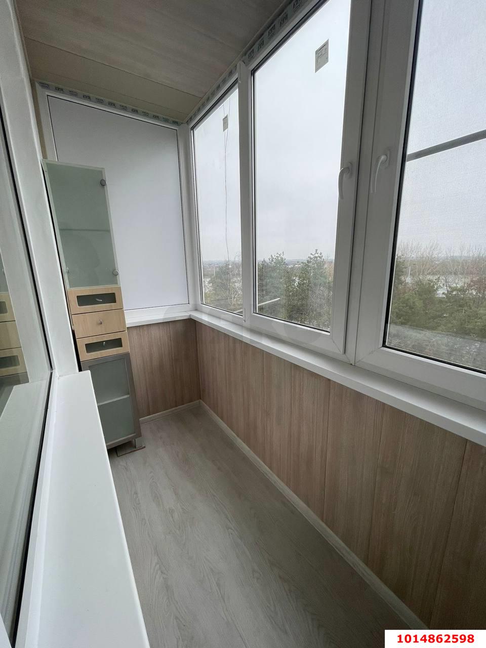 Фото №3: 1-комнатная квартира 32 м² - Краснодар, Западный внутригородской округ, мкр. Юбилейный, ул. 70-летия Октября, 12/1