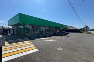 Фото №1: Торговое помещение 241 м² - Васюринская, ул. Луначарского, 196