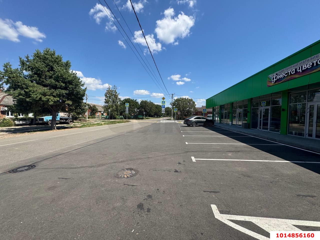 Фото №8: Коммерция 240 м² - Васюринская, ул. Луначарского, 196