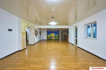 Фото №2: Коммерция 140 м² - Краснодар, мкр. Юбилейный, пр-кт Чекистов, 17Ж