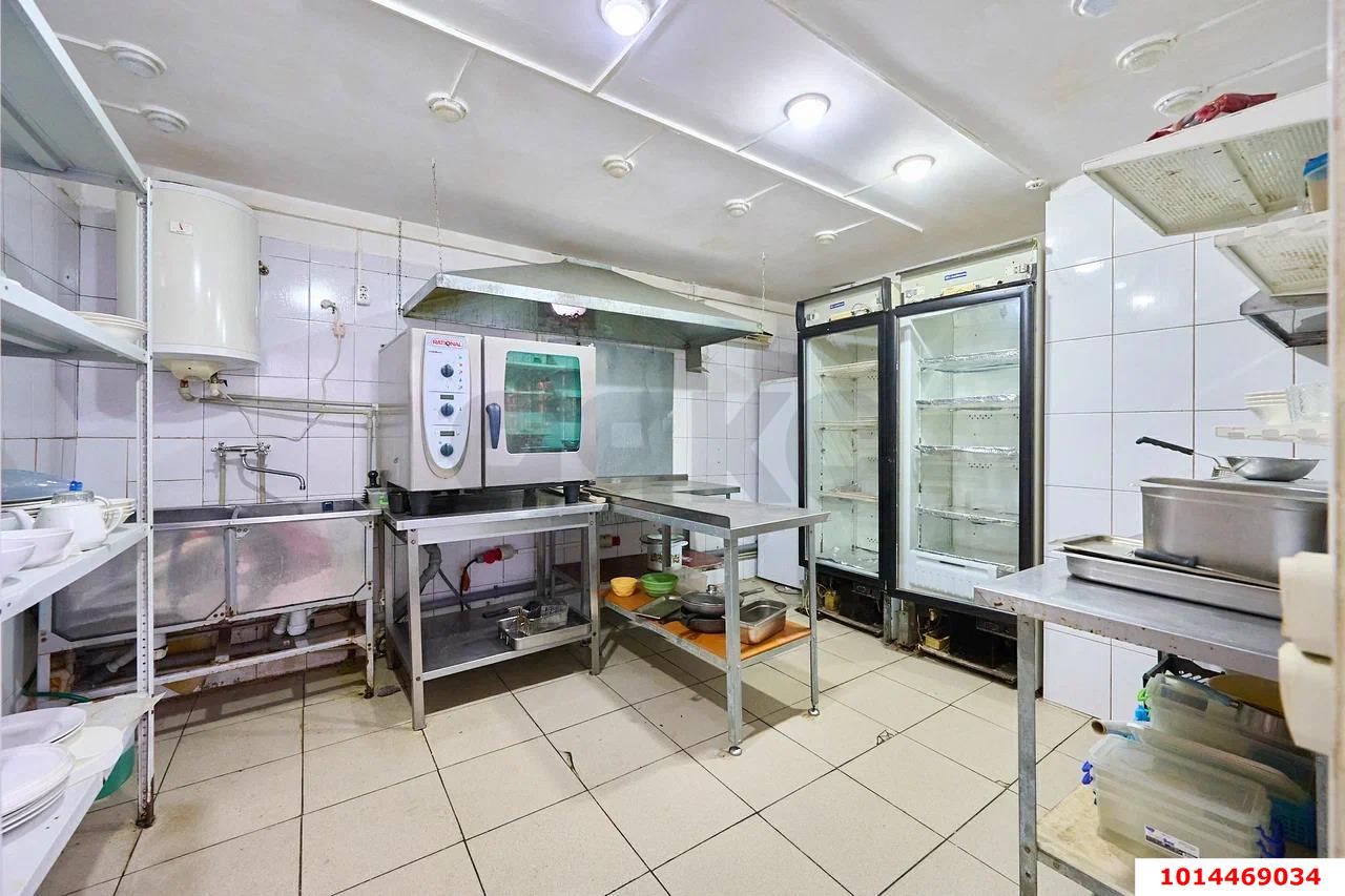 Фото №9: Коммерция 140 м² - Краснодар, Западный внутригородской округ, мкр. Юбилейный, пр-кт Чекистов, 17Ж