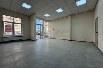 Фото №2: Торговое помещение 48 м² - Краснодар, мкр. жилой комплекс Дыхание, ул. Лётчика Позднякова, 2к22