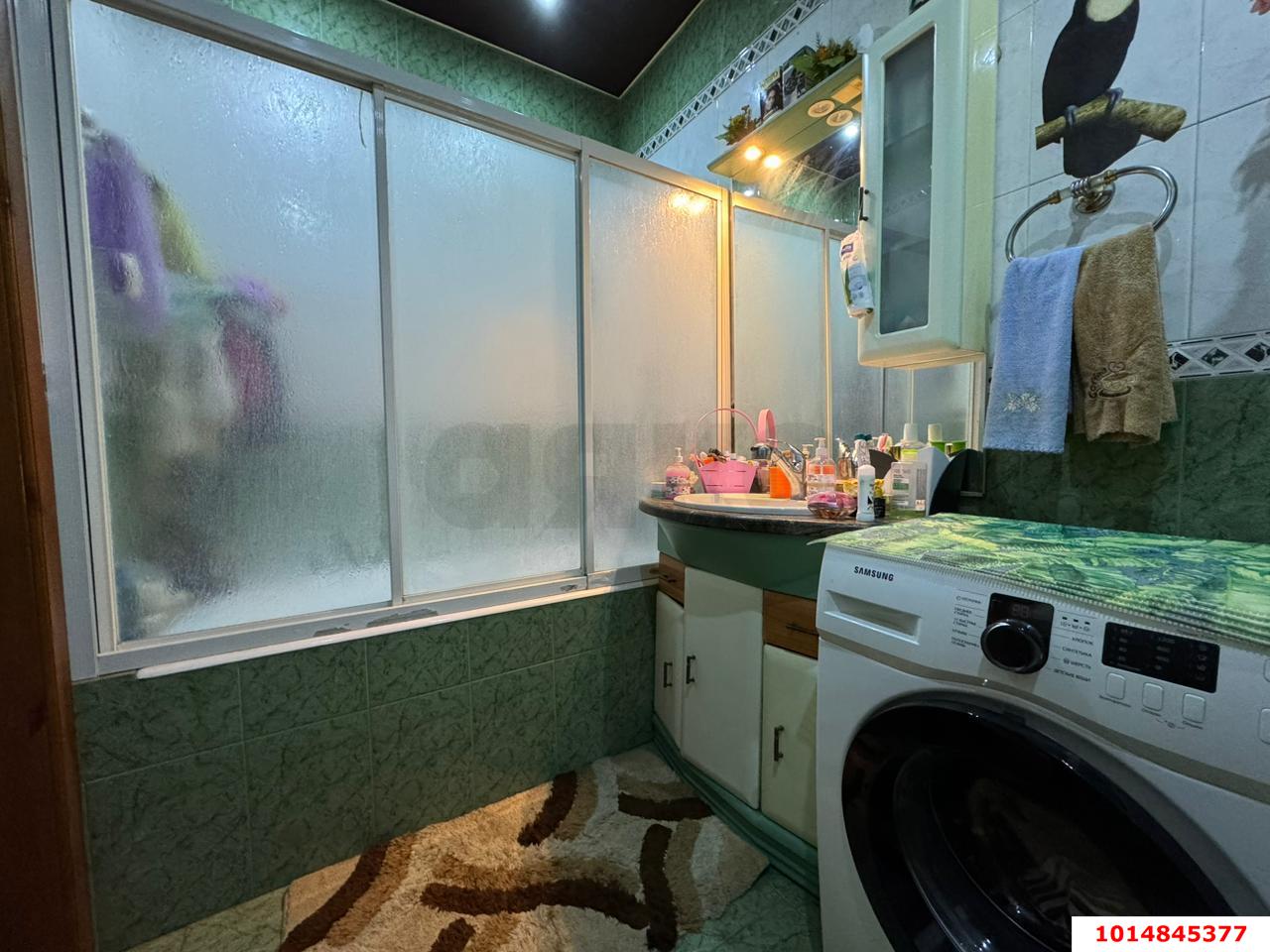 Фото №7: Комната 30 м² - Краснодар, Центральный, ул. Захарова, 21