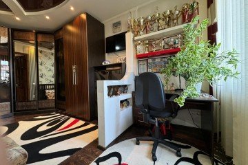 Фото №3: Комната 30 м² - Краснодар, мкр. Центральный, ул. Захарова, 21