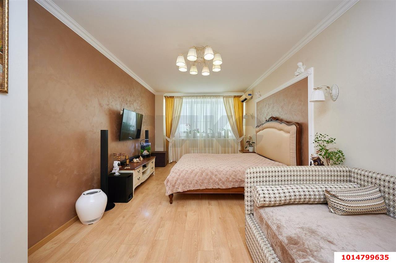 Фото №1: 2-комнатная квартира 66 м² - Краснодар, жилой комплекс Восход, ул. Гидростроителей, 61