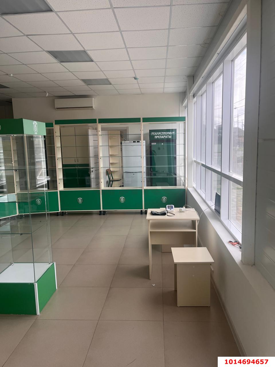 Фото №4: Коммерция 75 м² - Яблоновский, ул. Гагарина, 138