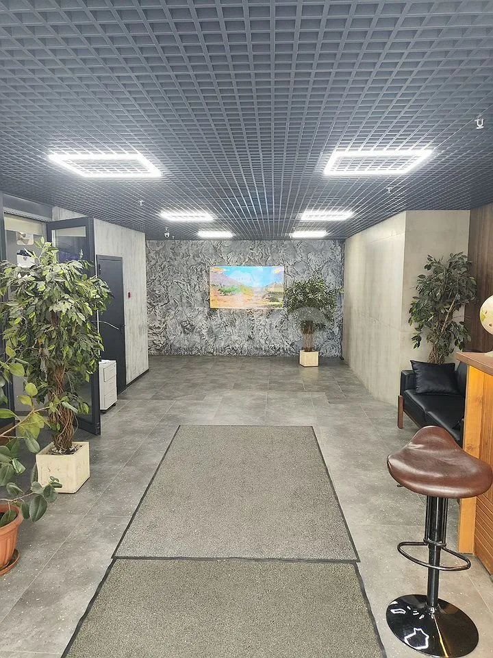 Фото №8: Коммерция 110 м² - Ростов-на-Дону, Кировский, ул. Красноармейская, 200