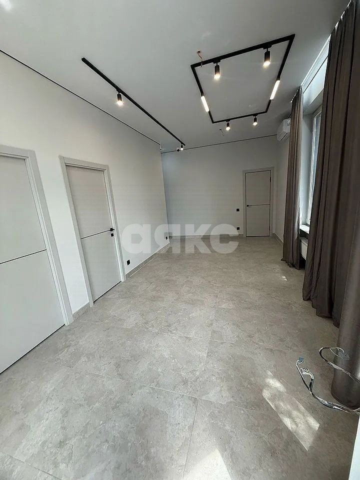 Фото №6: Коммерция 81 м² - Ростов-на-Дону, Западный, ул. 2-я Кольцевая, 127