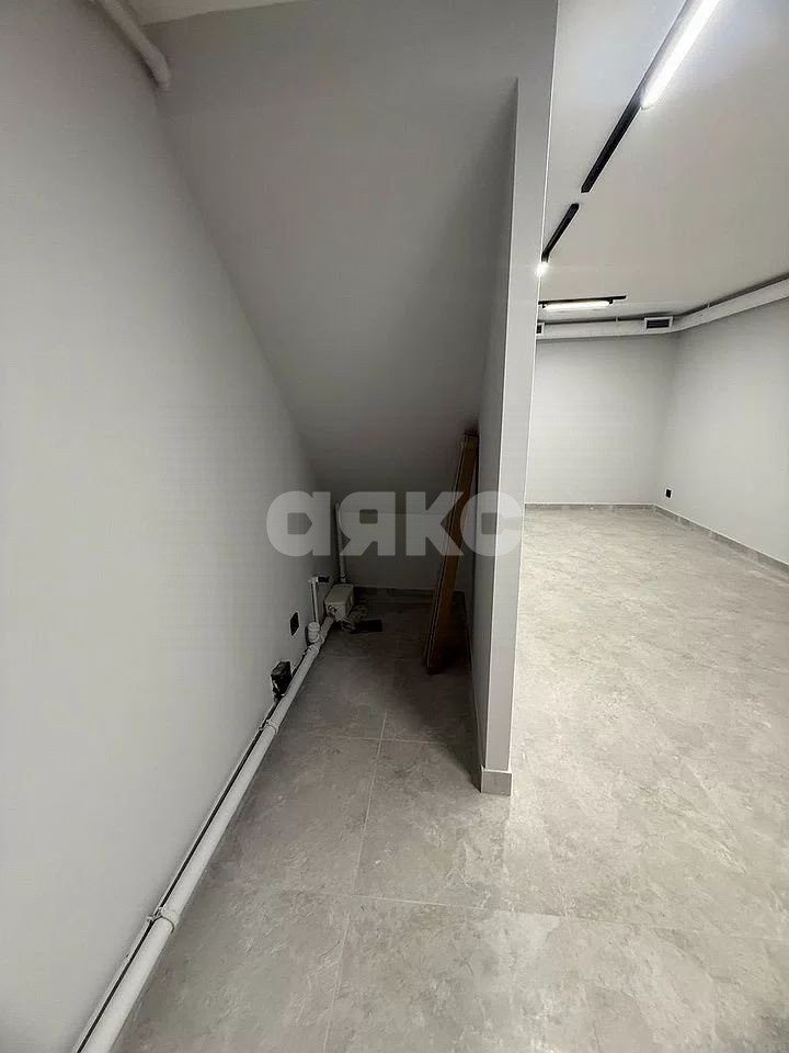 Фото №9: Коммерция 81 м² - Ростов-на-Дону, Западный, ул. 2-я Кольцевая, 127