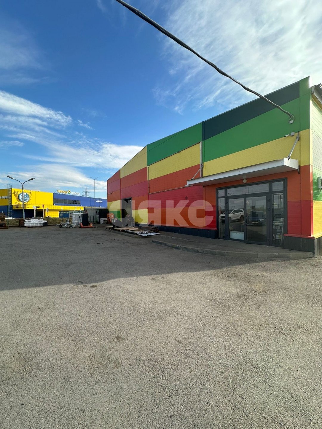 Фото №32: Коммерция 909 м² - Новочеркасск, Хотунок, ул. Гагарина, 2Б