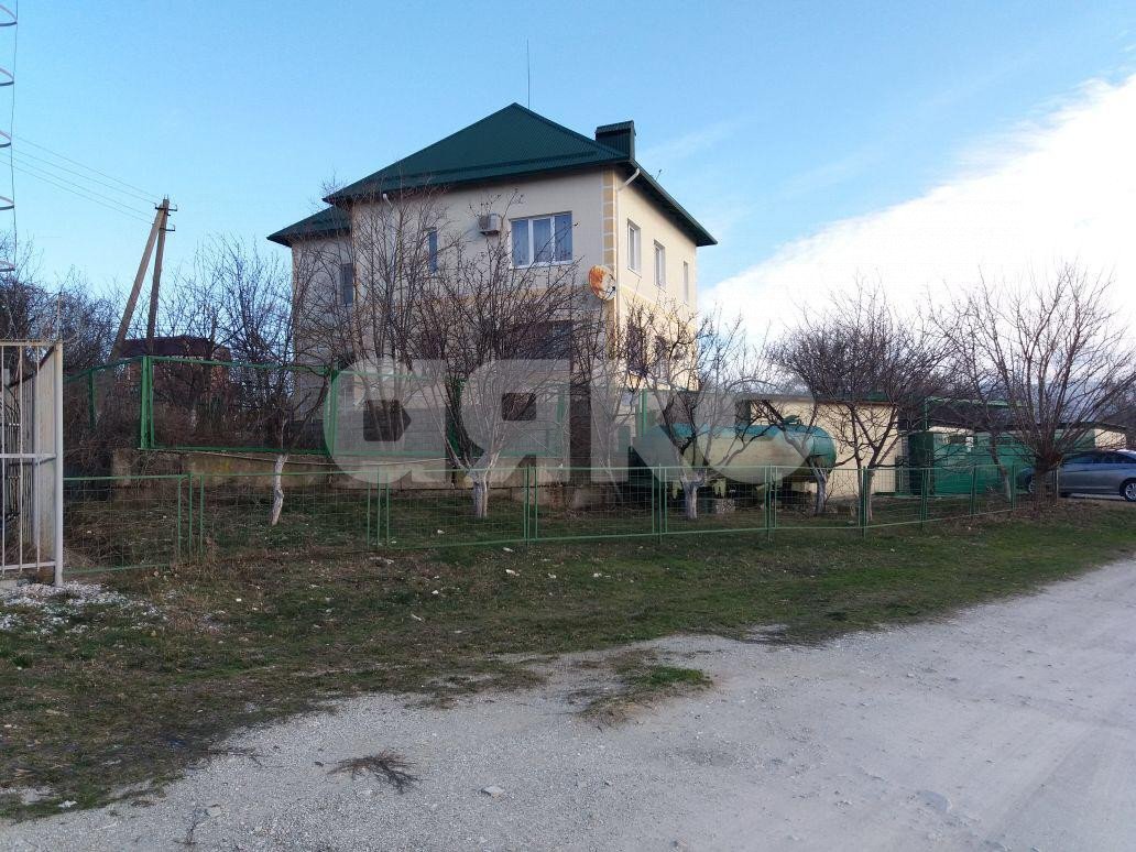 Фото №27: Дом 342 м² + 15 сот. - Геленджик, Голубая Бухта, ул. Пограничная, 95