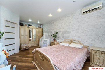 Фото №1: 1-комнатная квартира 39 м² - Российский, мкр. жилой комплекс Елисеевский, ул. Парижская, 5/1