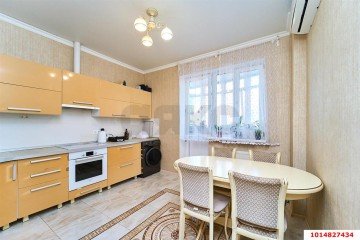 Фото №1: 2-комнатная квартира 67 м² - Краснодар, мкр. Юбилейный, б-р Клары Лучко, 12