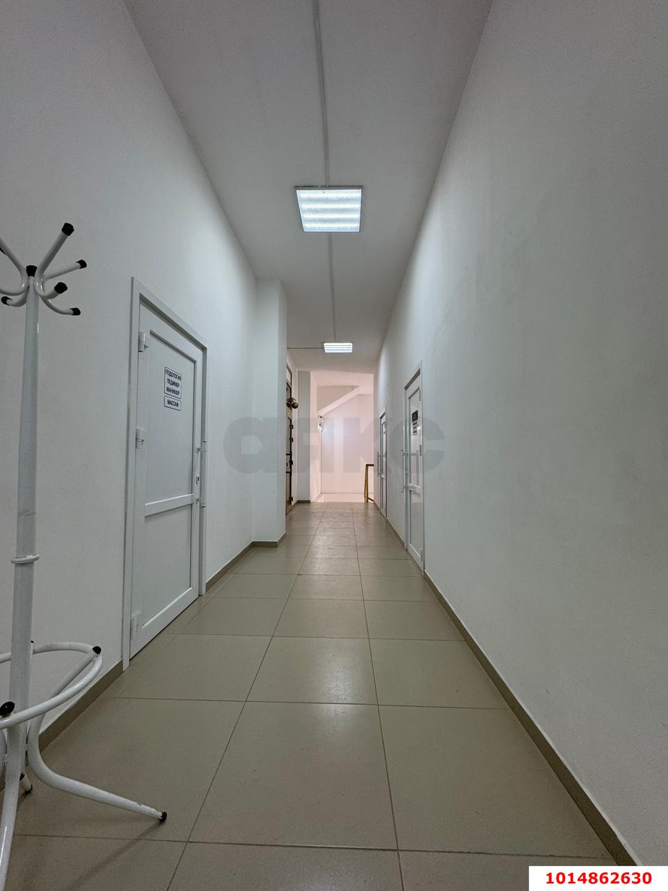 Фото №10: Торговое помещение 708 м² - Краснодар, Медик, ул. Зелёная, 2/1