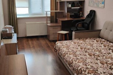 Фото №1: 2-комнатная квартира 55 м² - Краснодар, мкр. Музыкальный, ул. имени Сергея Есенина, 108/9А