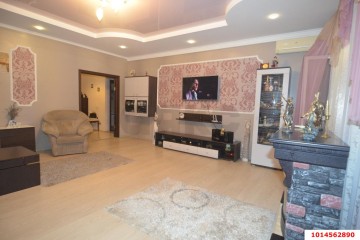 Фото №2: 2-комнатная квартира 84 м² - Краснодар, мкр. Юбилейный, ул. 70-летия Октября, 22/1