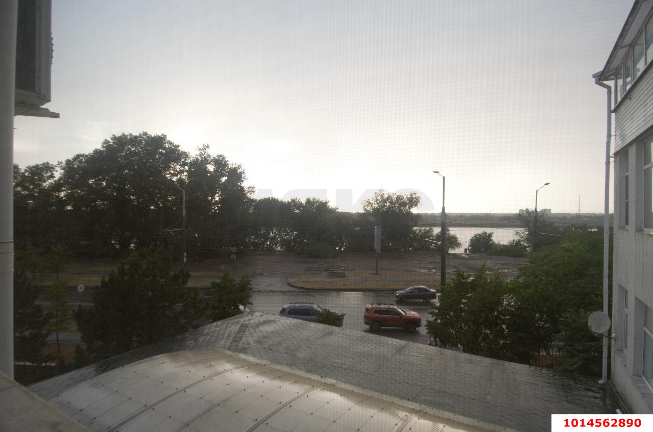 Фото №19: 2-комнатная квартира 84 м² - Краснодар, Западный внутригородской округ, мкр. Юбилейный, ул. 70-летия Октября, 22/1