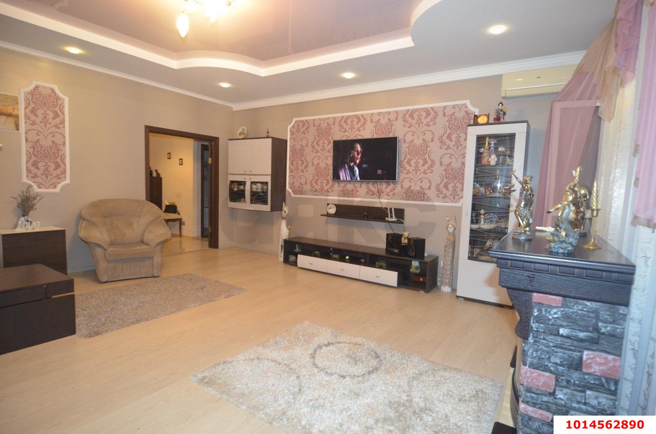 Фото №2: 2-комнатная квартира 84 м² - Краснодар, Западный внутригородской округ, мкр. Юбилейный, ул. 70-летия Октября, 22/1